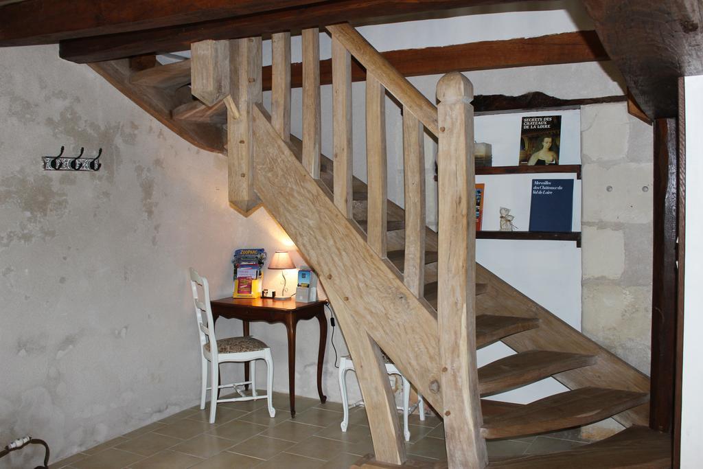 Gites A L'Ombre Des Chenes Châteauvieux Szoba fotó