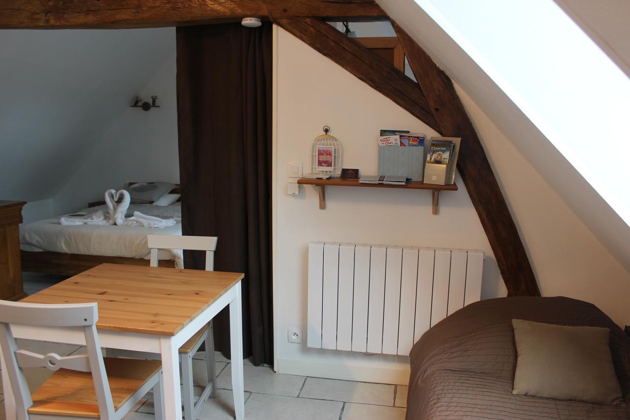 Gites A L'Ombre Des Chenes Châteauvieux Kültér fotó